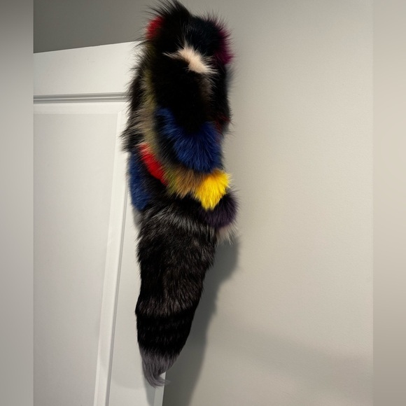 Rainbow fox fur and raccoon scarf - Picture 3 of 9